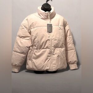 NWT Camel Crown Women’s Puffer Jacket Color: Cream Size L